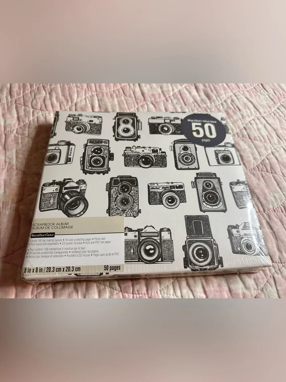 Black & White Vintage Camera Pattern 50 Pg Top Loading Scrapbook / Photo Album